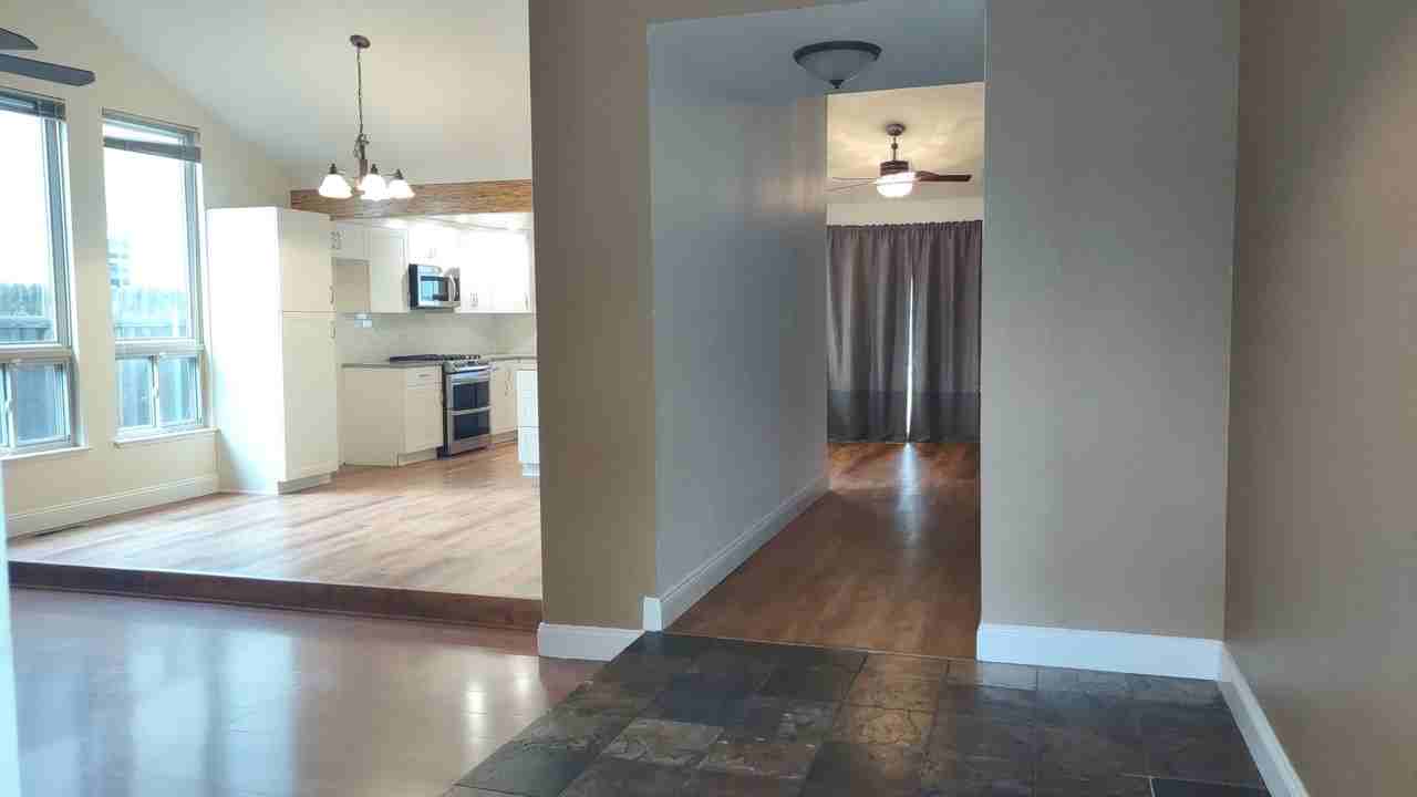1617 Oakview Dr - Photo 3 of 42