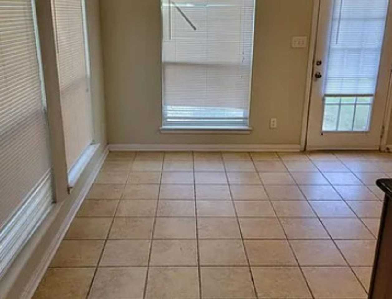 4117 Mcfarland Dr - Photo 7 of 17