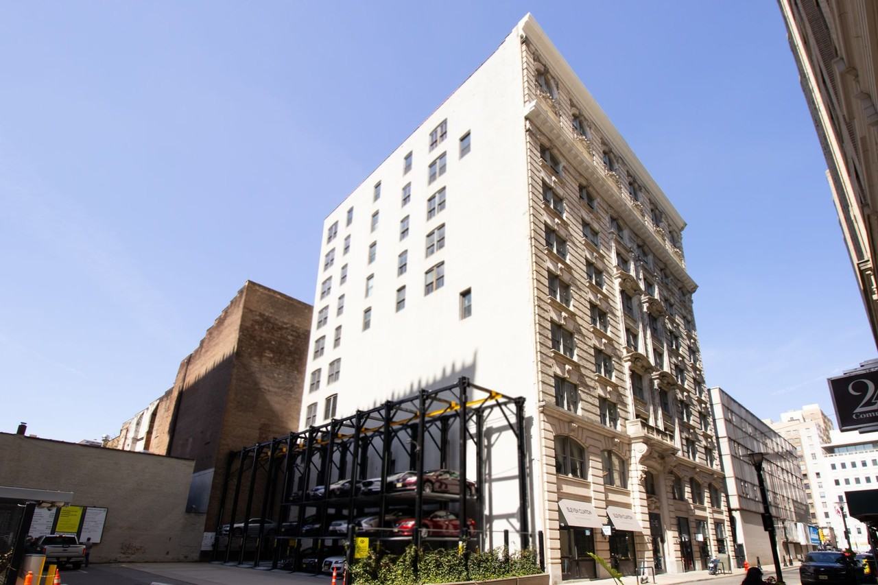 11 Clinton St - Photo 5 of 22