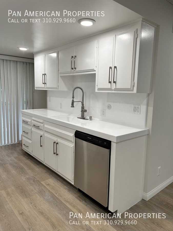 190 Centennial - Photo 5 of 11