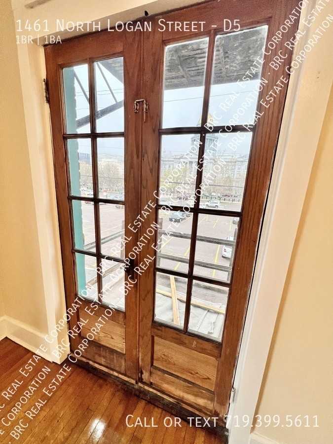 Logan Court Apartments - Photo 5 of 21