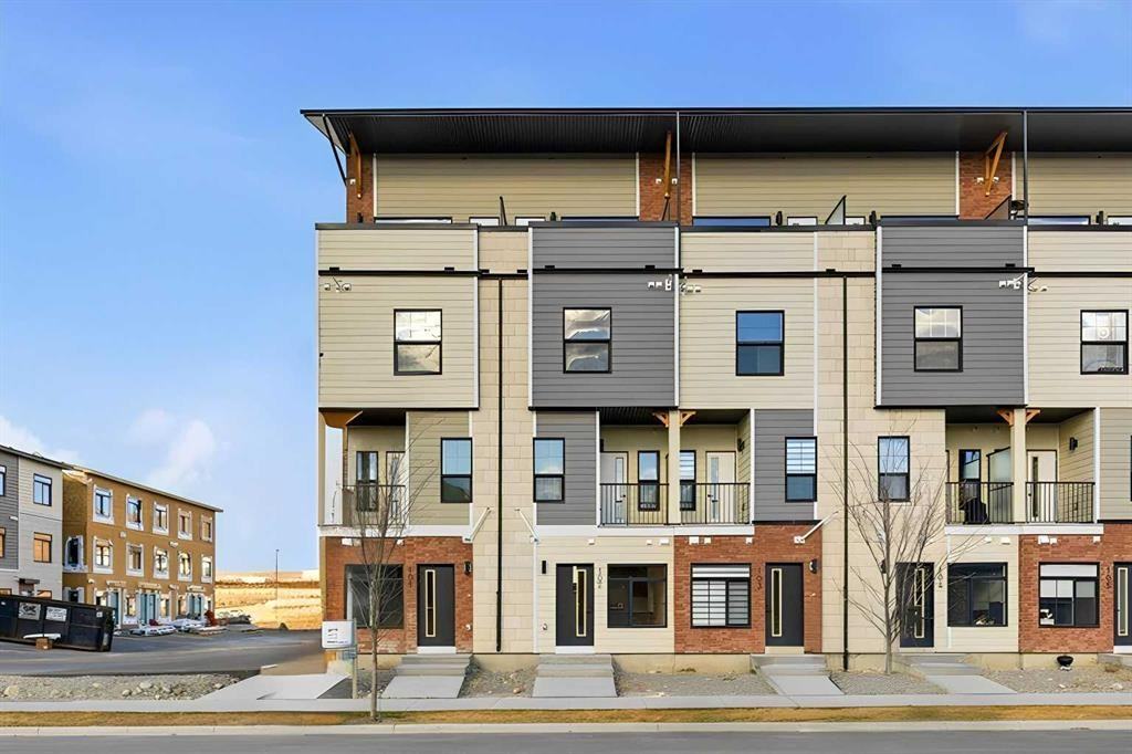 102 Cochrane Crescent #1 - Photo 2 of 2