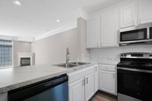 featured image of 1708 Creeksedge Dr