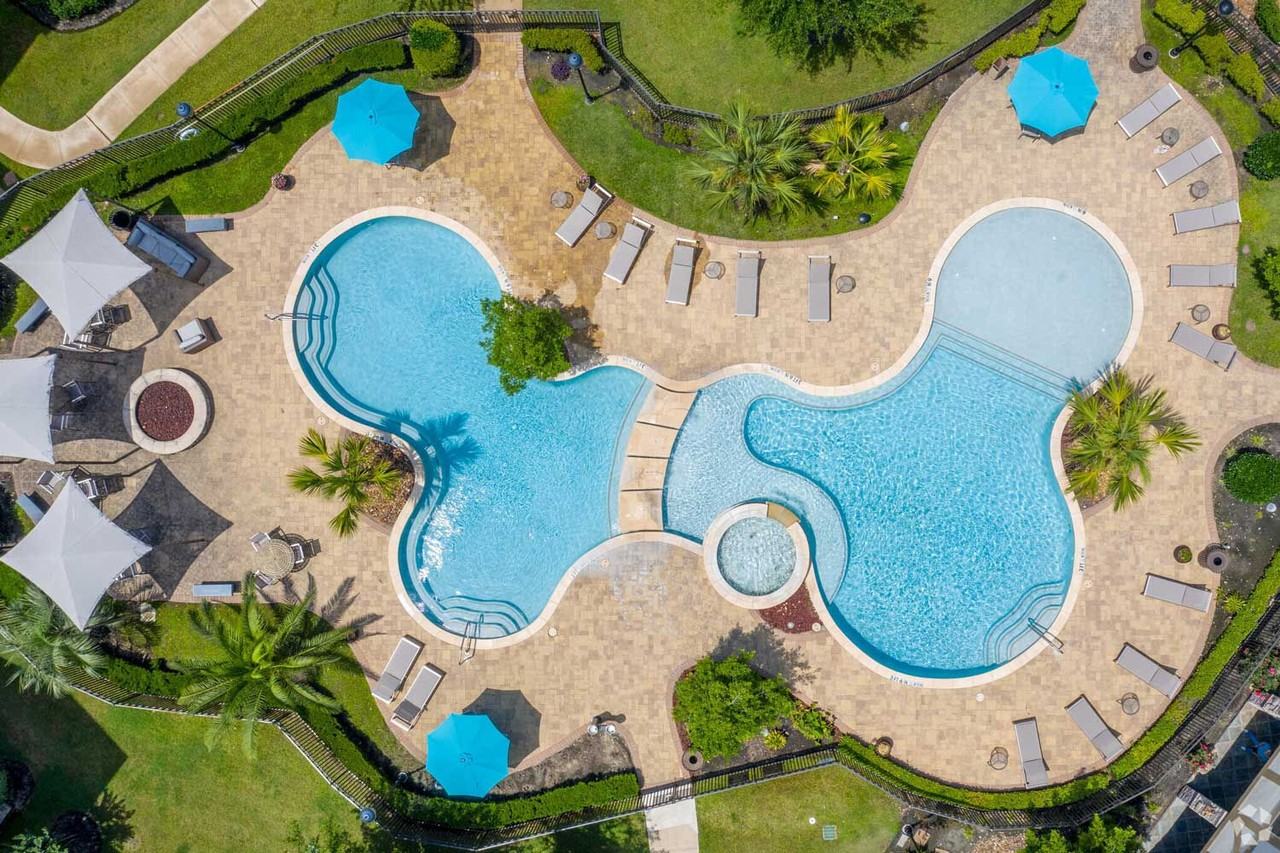 Kensington Crossings - Photo 6 of 36