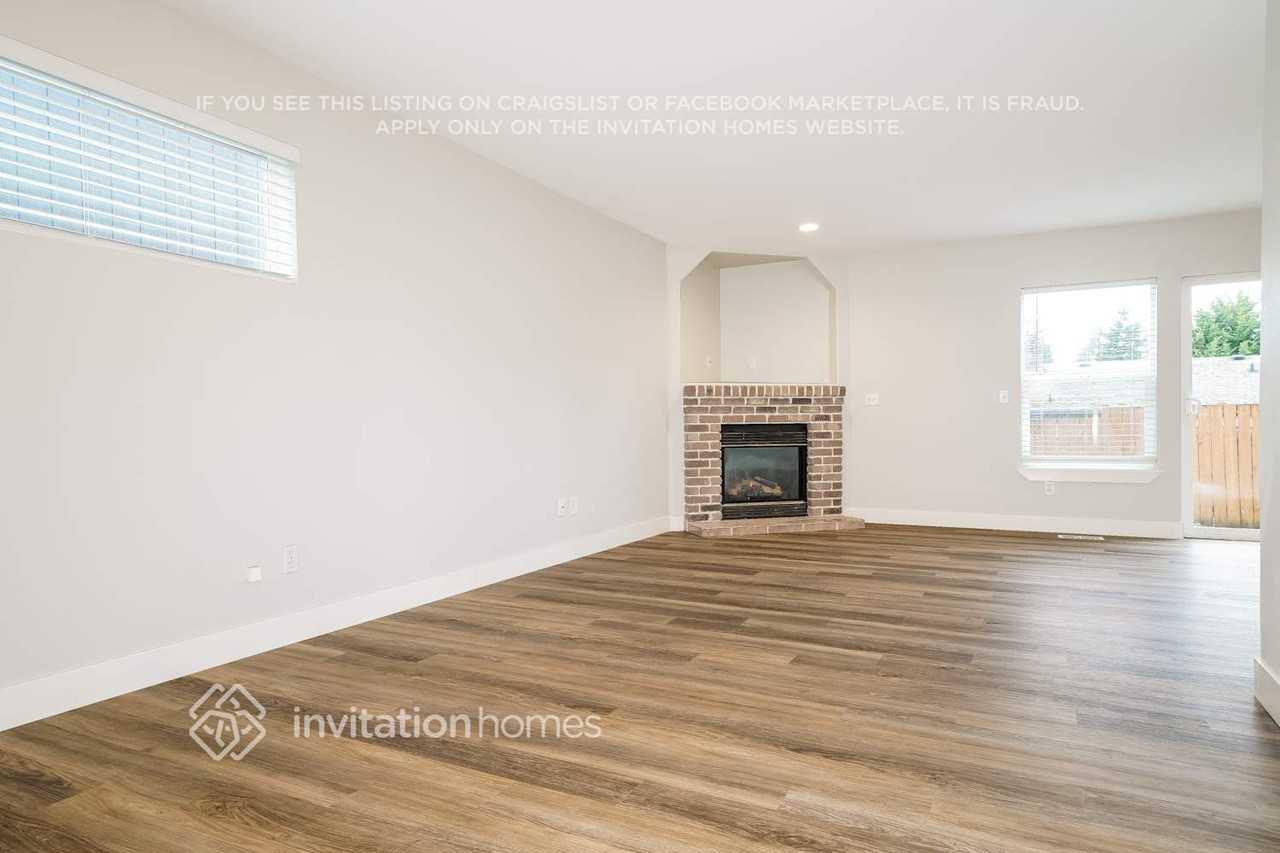 19420 12th Avenue Ct E - Photo 4 of 18