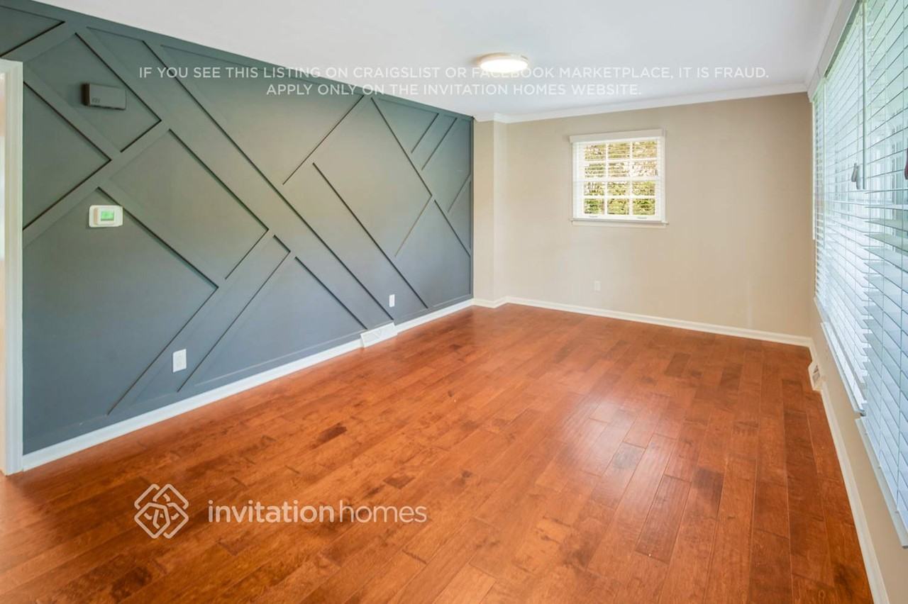 929 Eaglewood Ave - Photo 2 of 26