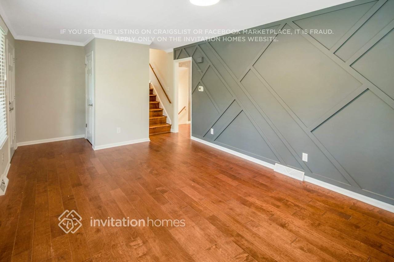 929 Eaglewood Ave - Photo 3 of 26