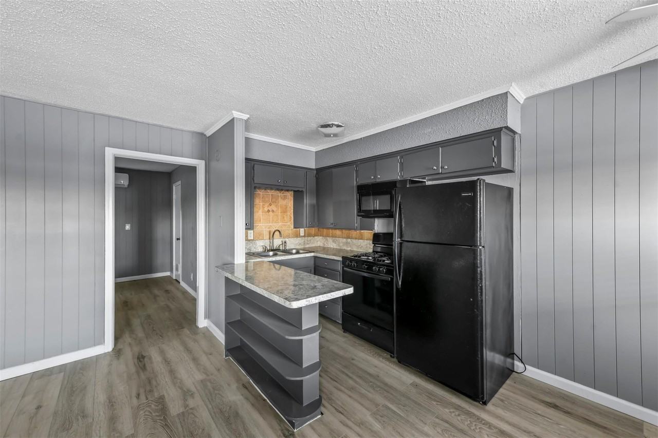 1585 N Mill St; Lewisville 75057 - Photo 6 of 33