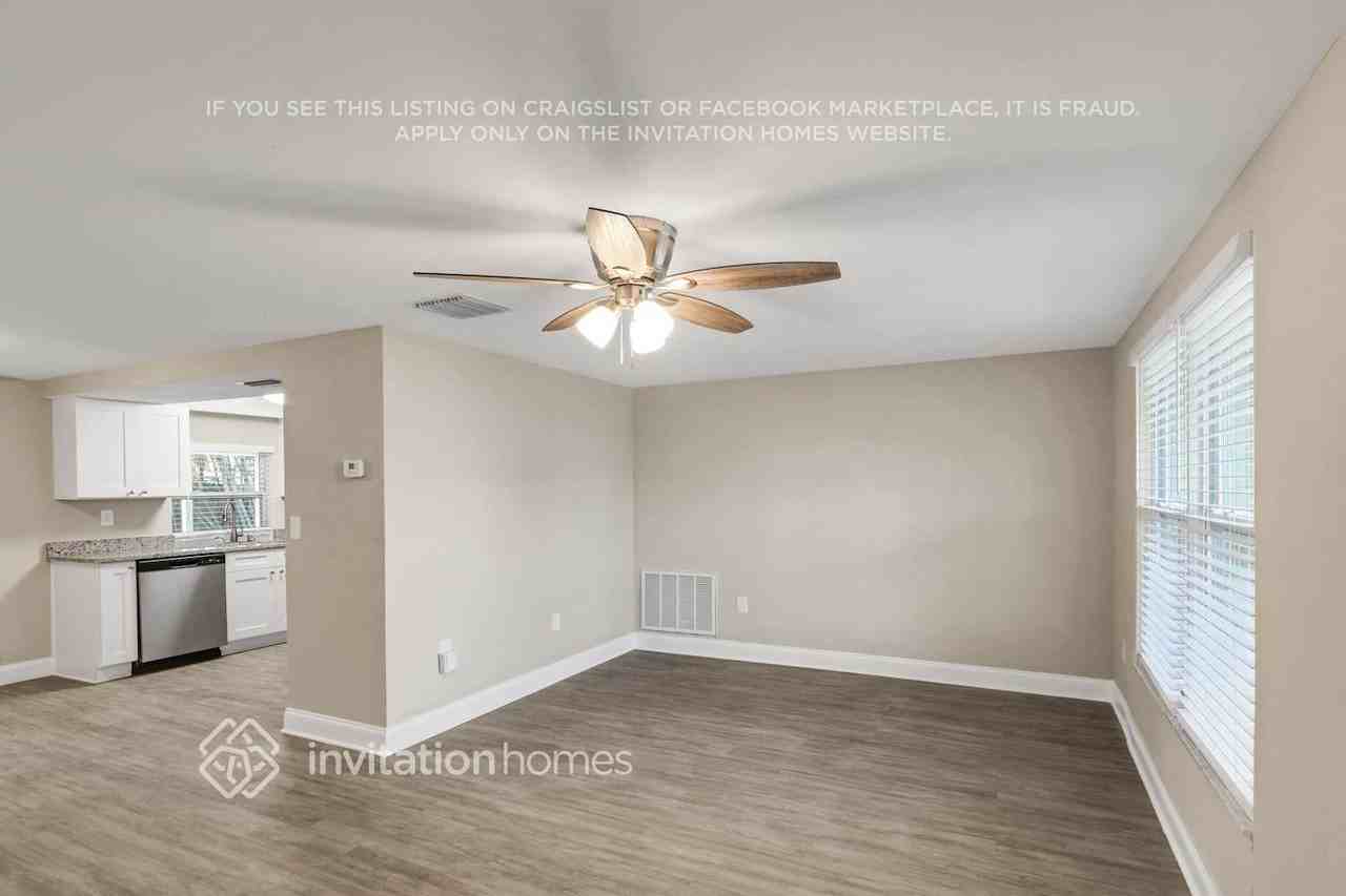 4223 Craftsbury Dr - Photo 7 of 26