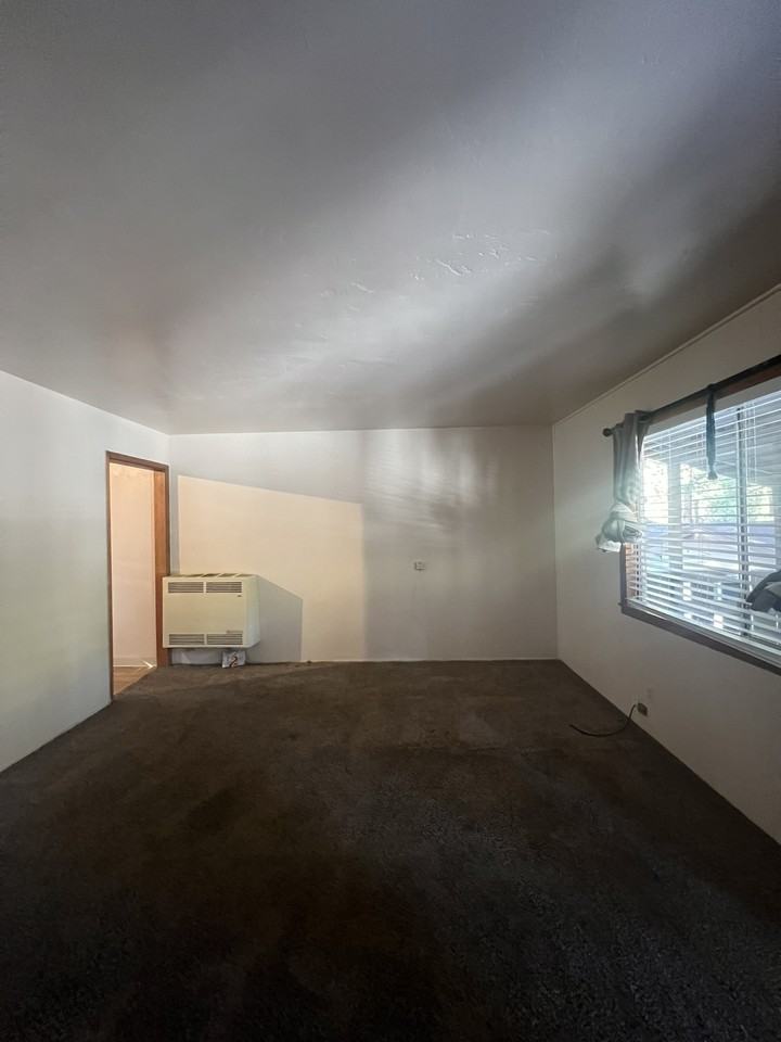 1222 Sierra Boulevard - Photo 3 of 24