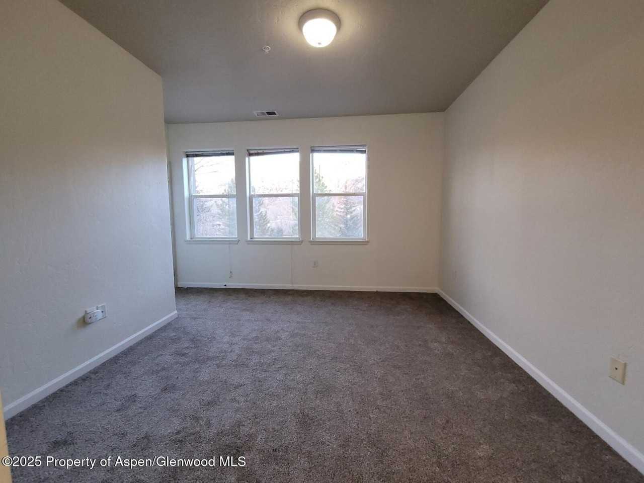 2701 Midland Avenue #511 - Photo 7 of 21