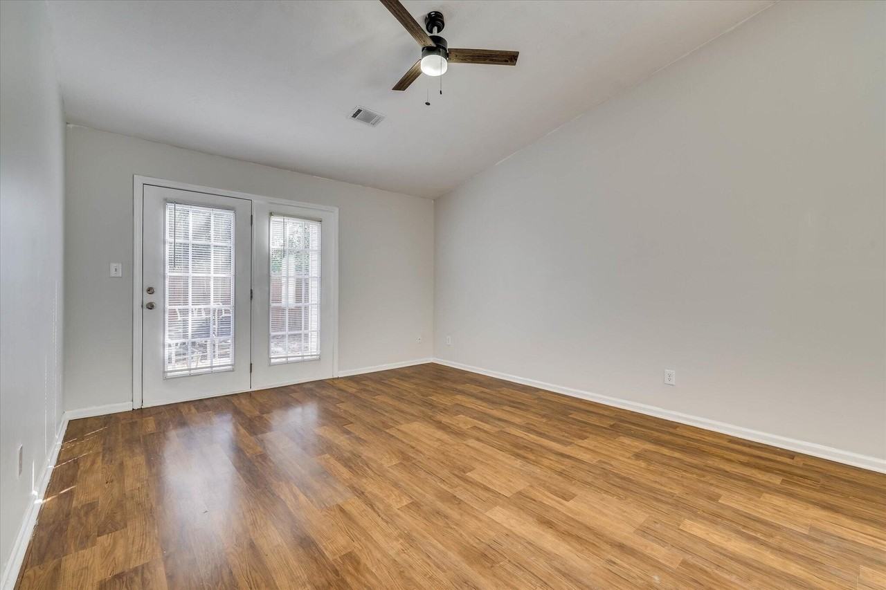 150 Portofino Ln Sw - Photo 3 of 24