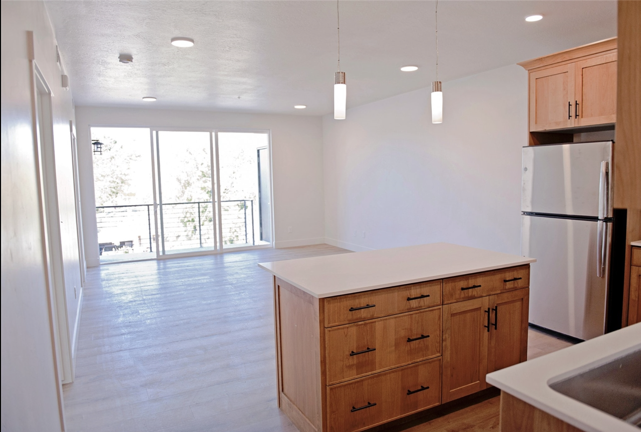 105 South 100 West - Photo 2 of 11