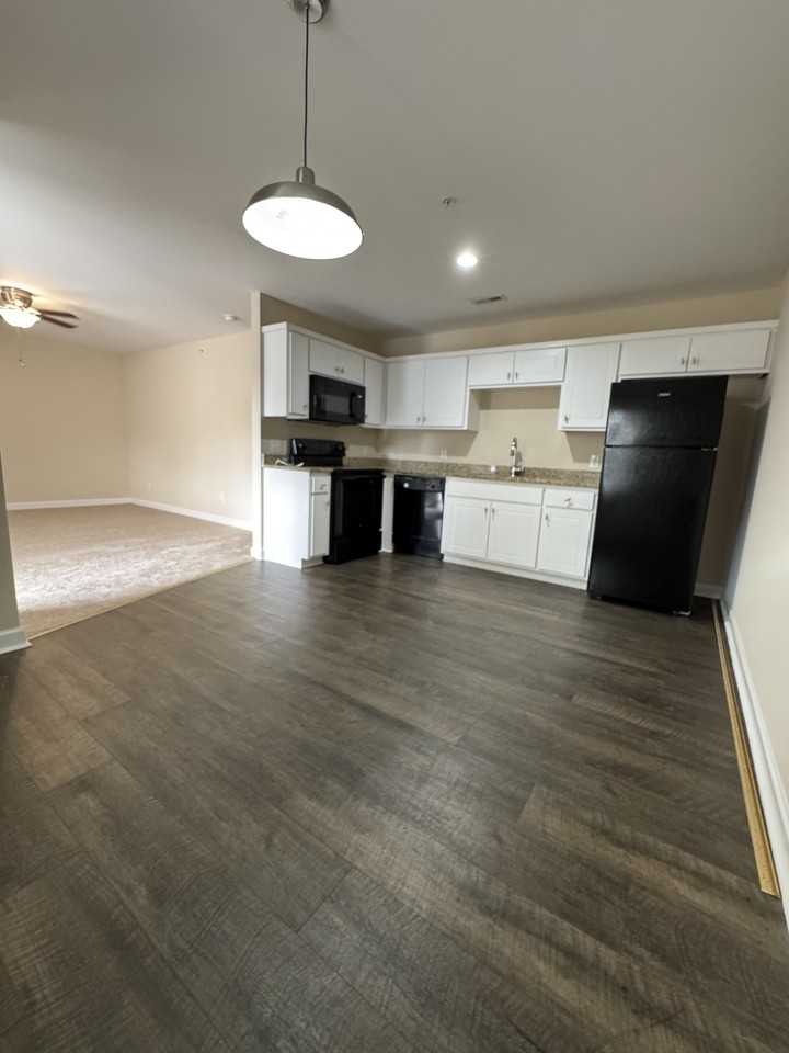 1154 Cross Creek Circle - Photo 3 of 11