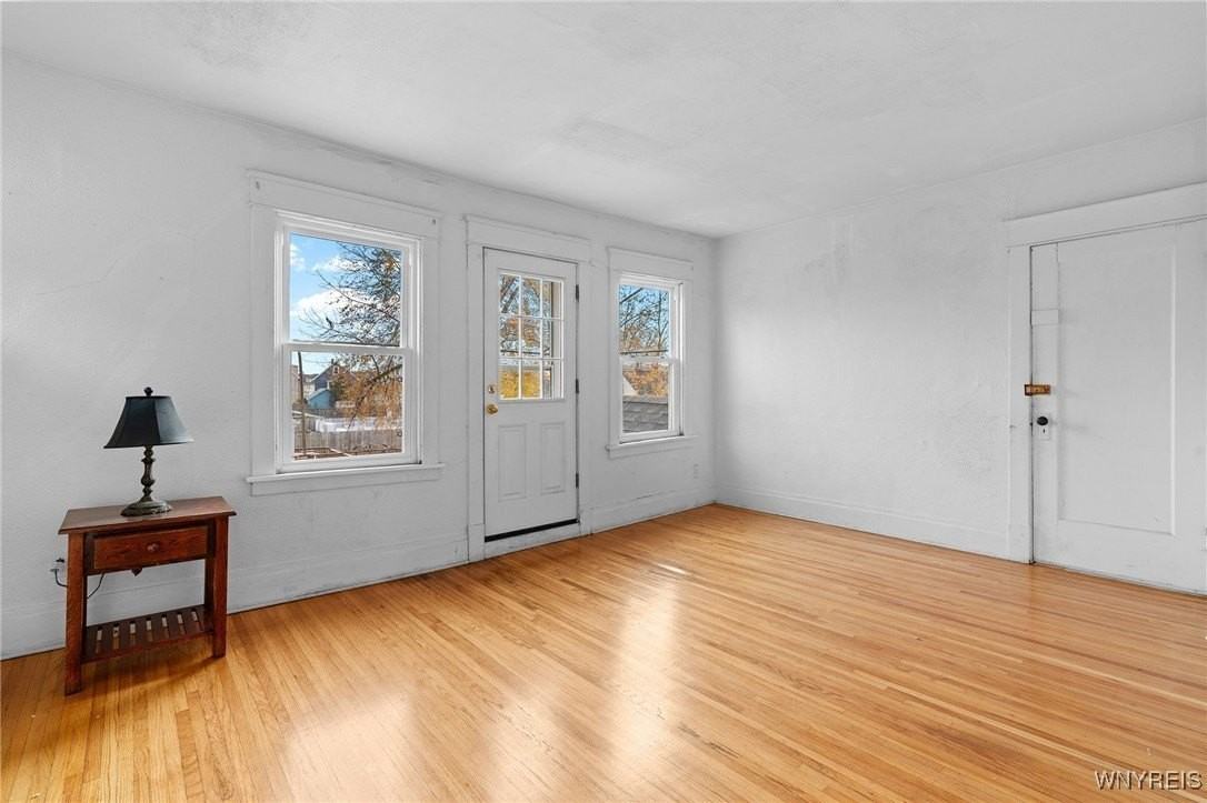 394 Taunton Pl - Photo 4 of 14