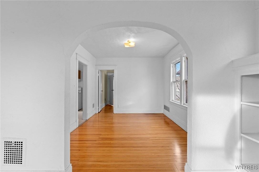 394 Taunton Pl - Photo 5 of 14