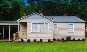 featured image of 123 Saunders Drive