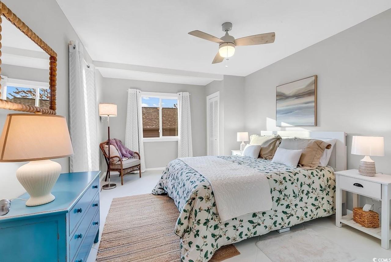 4000 Fairway Lakes Dr - Photo 4 of 38