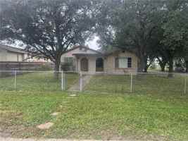 featured image of 1401 East Henrietta Avenue