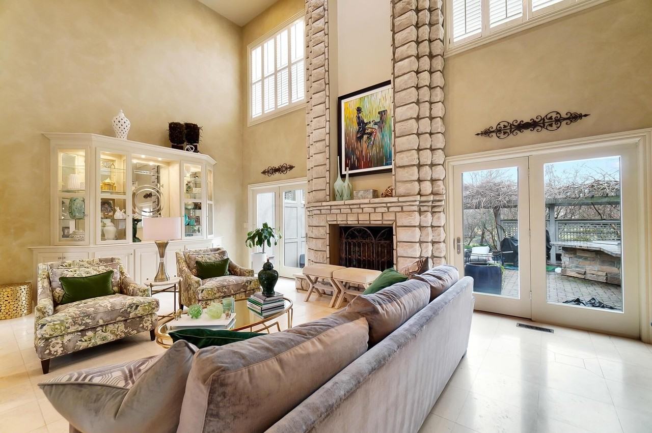 6655 Traquair Pl - Photo 4 of 50