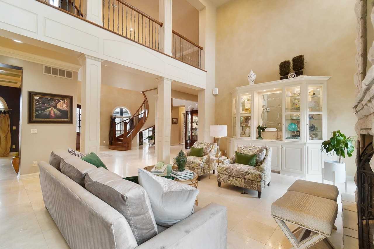 6655 Traquair Pl - Photo 7 of 50