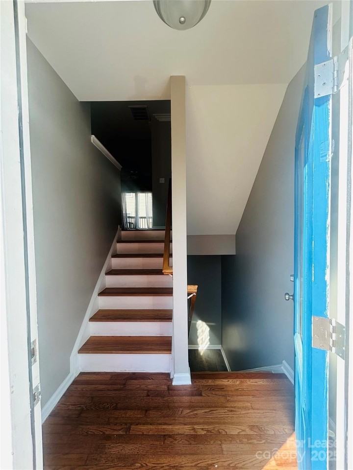 6517 Soapstone Dr - Photo 3 of 33