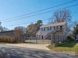 featured image of 301 Mcallister Street