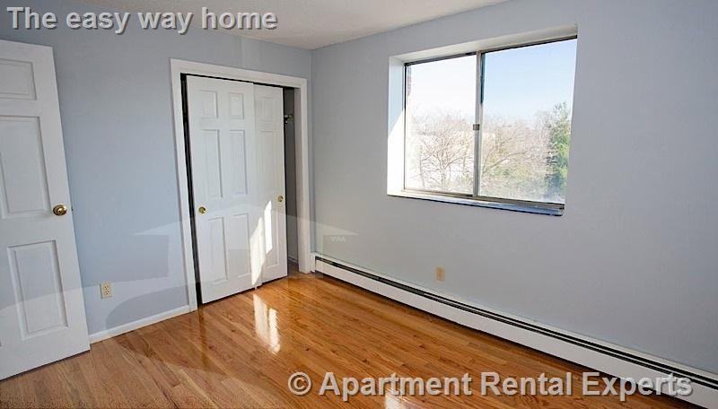 14 Murdock Street #3-2 - Photo 5 of 6