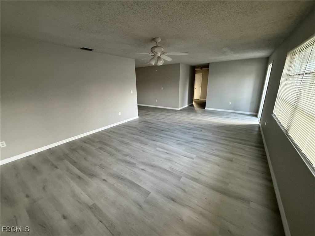 13013 2nd St - Photo 4 of 13