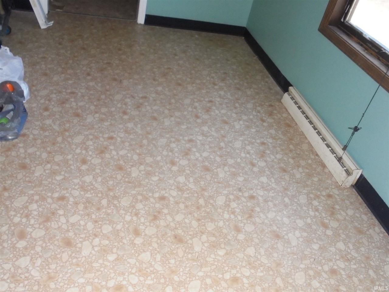 1709 Tecumseh Street - Photo 3 of 18