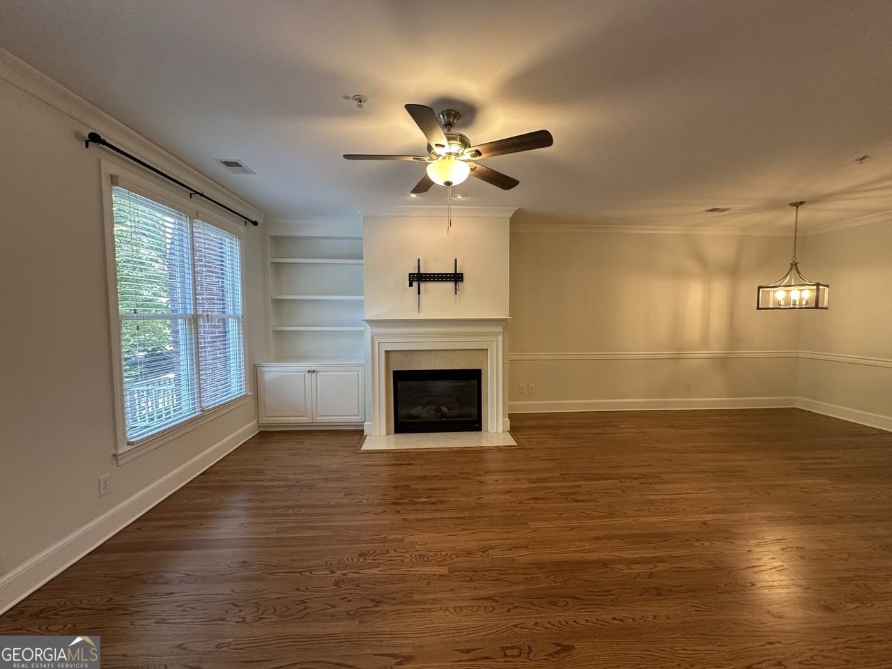 11191 Calypso Drive - Photo 6 of 37