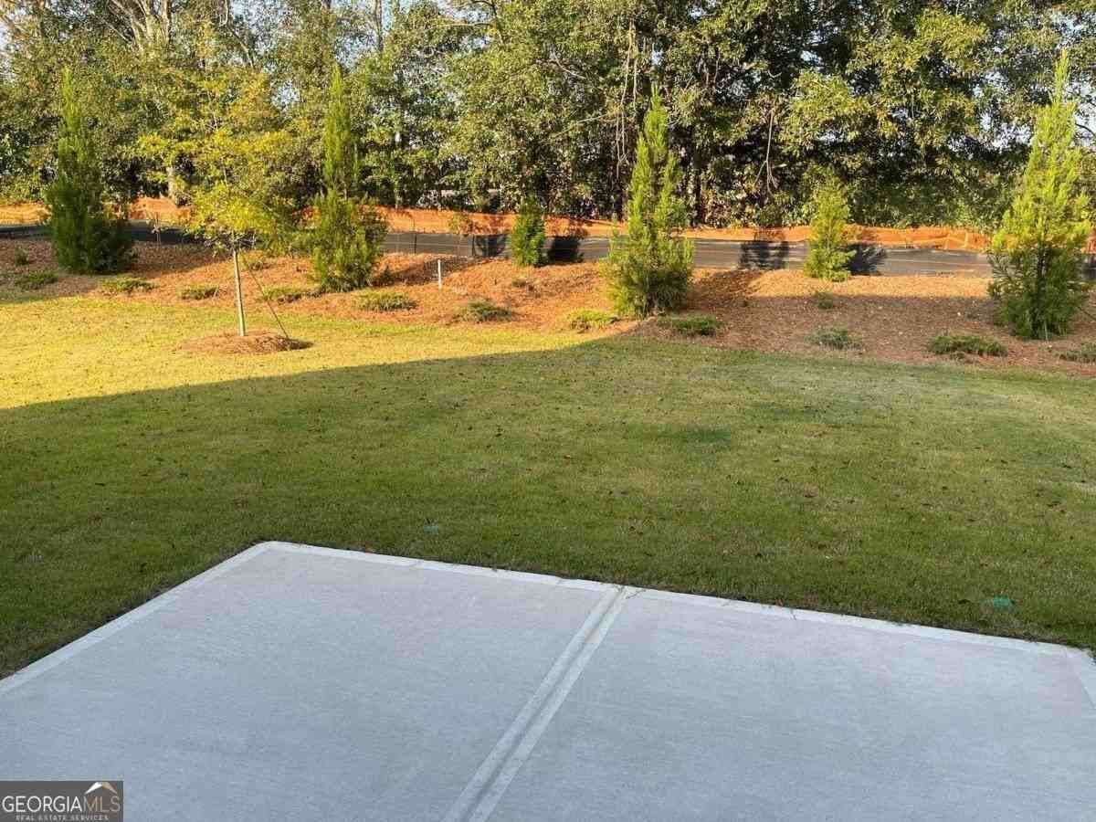 3156 Morris Hills Dr - Photo 3 of 45