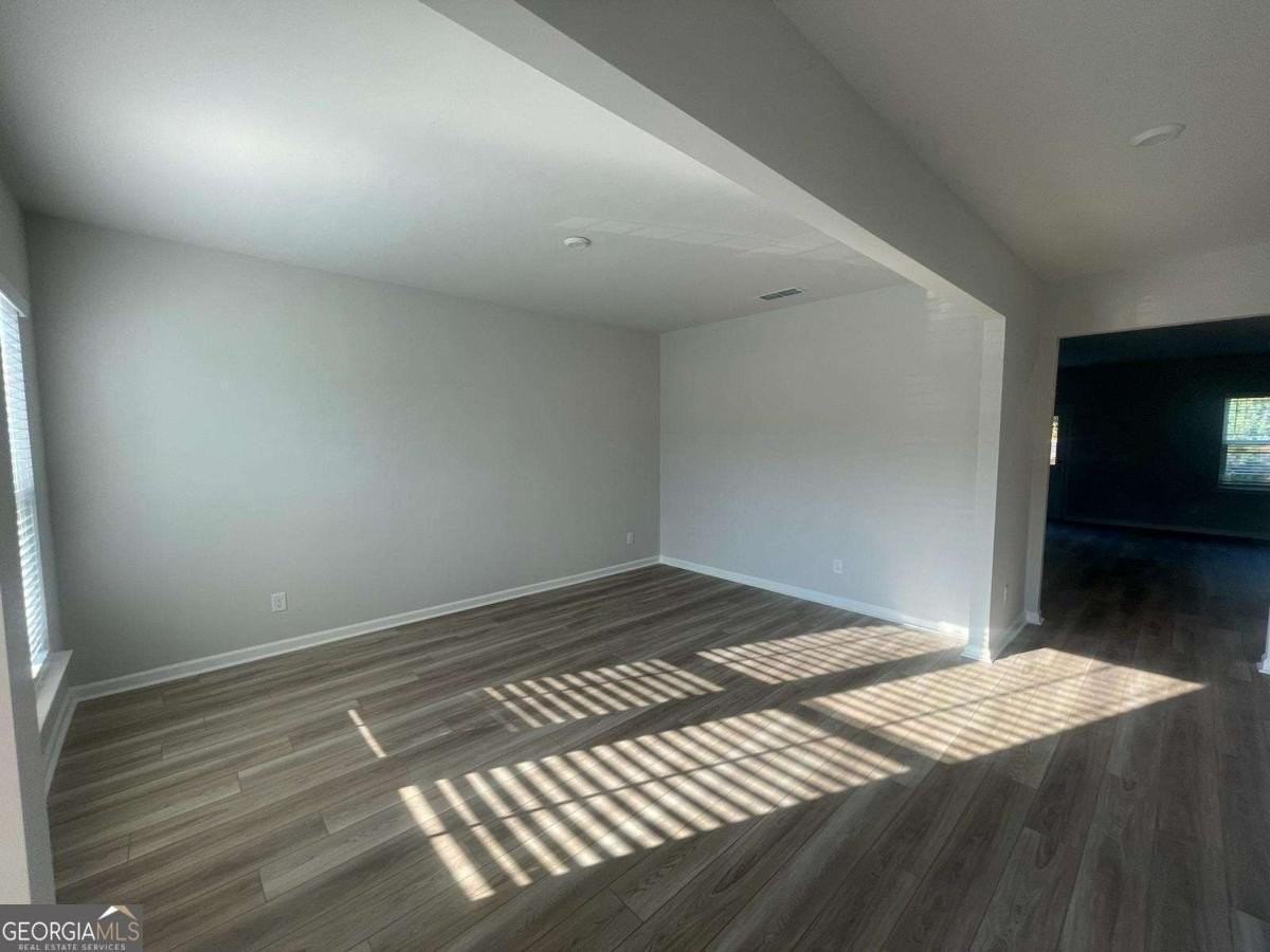 3156 Morris Hills Dr - Photo 4 of 45