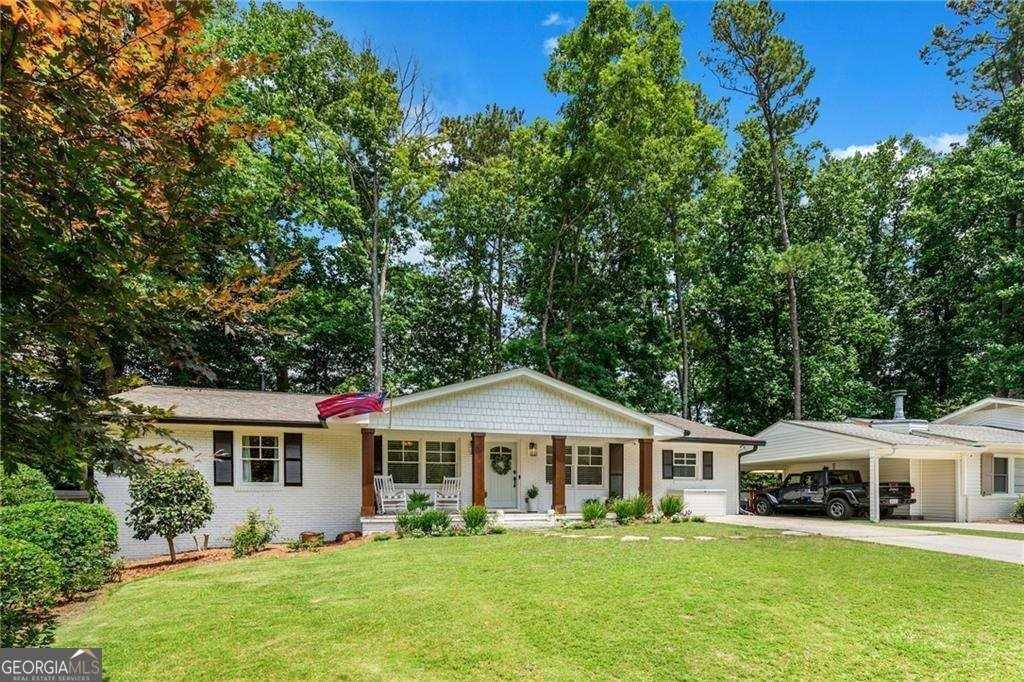 2357 Cortez Way Northeast