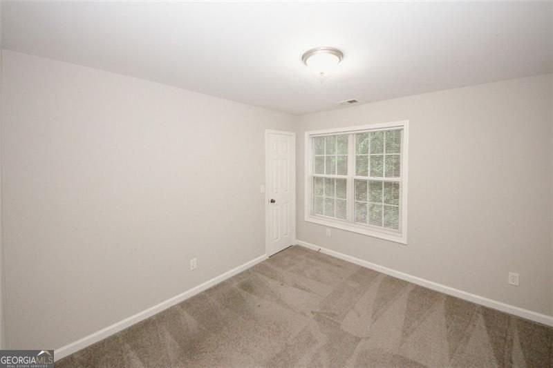 365 Hunt Creek Dr - Photo 2 of 16