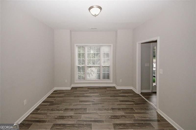 365 Hunt Creek Dr - Photo 5 of 16