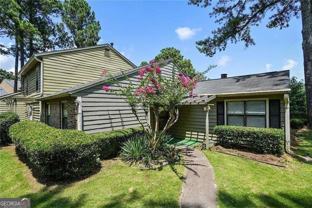 76 Sandalwood Circle - Photo 1 of 1