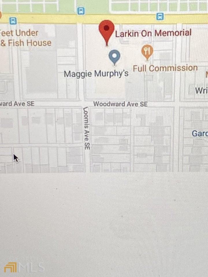 360 360 SE Cherokee Avenue - Photo 5 of 13