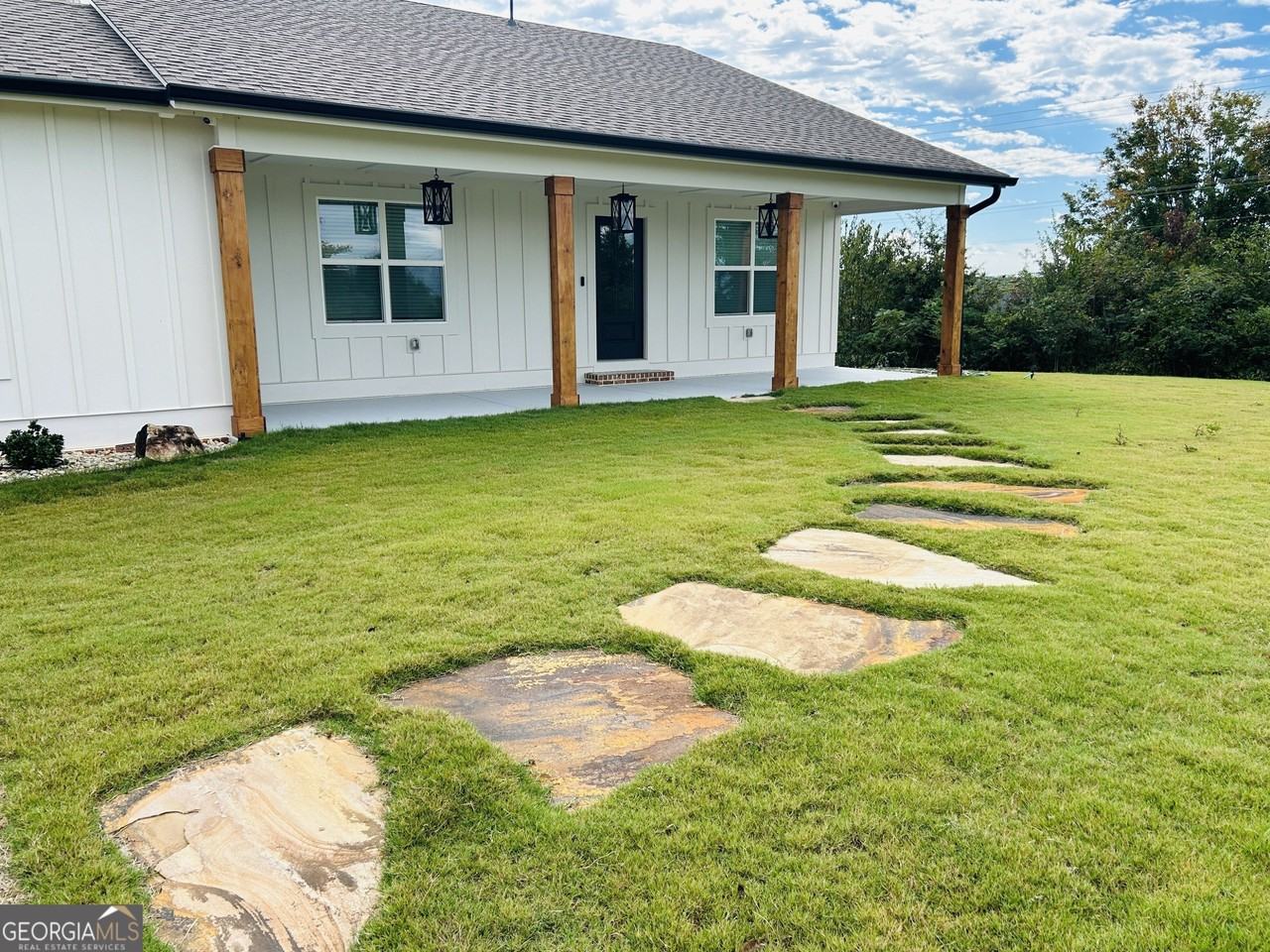 425 Smokey Road - Photo 5 of 50