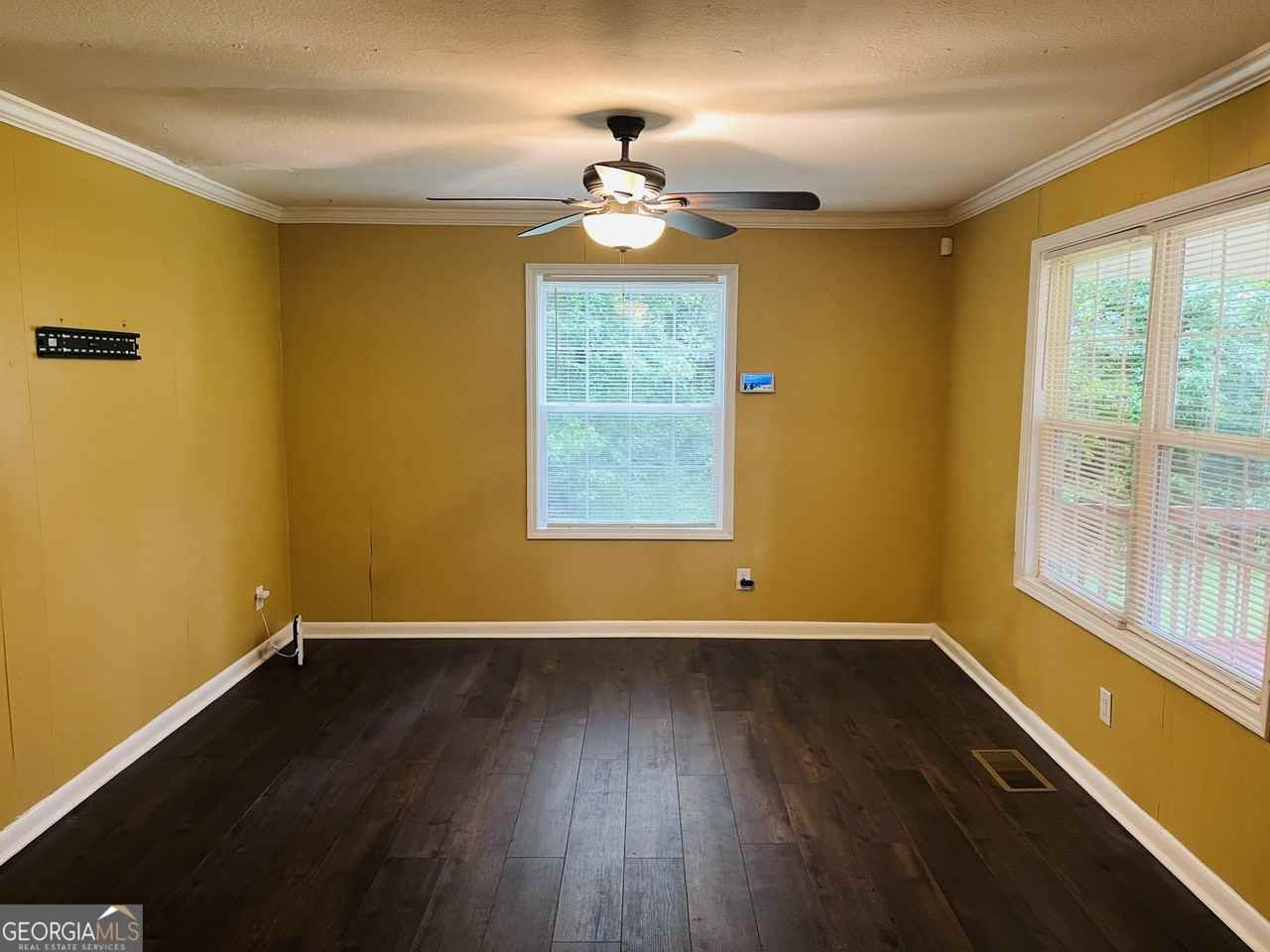 3402 Old Fairburn Road - Photo 5 of 31