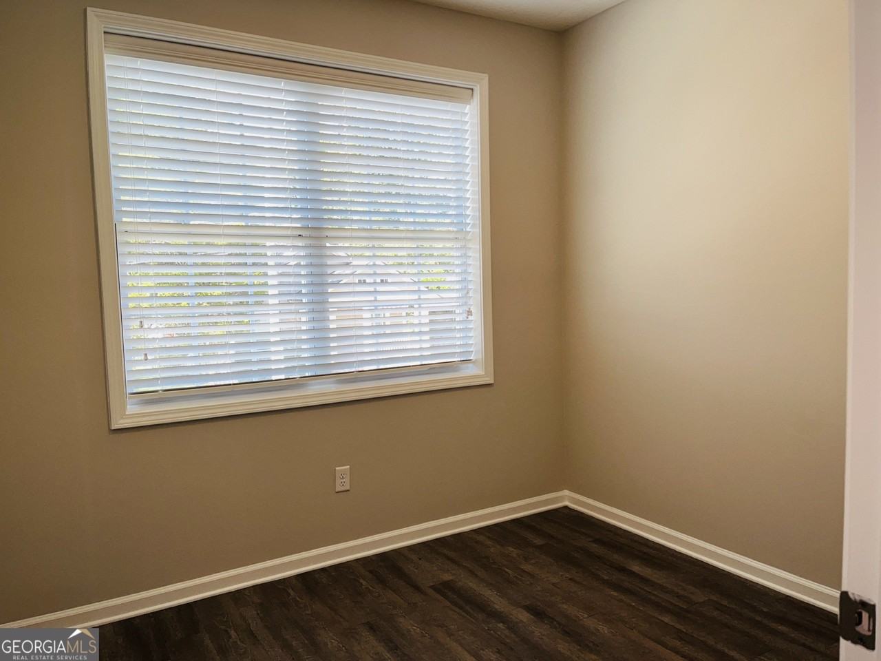 615 Jefferson Street #B - Photo 6 of 22