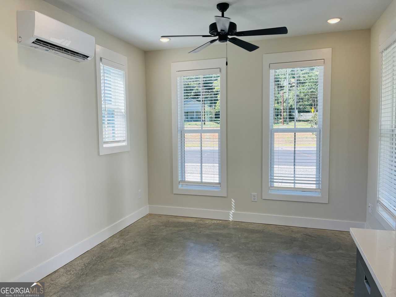 103 Gardenia Ln - Photo 5 of 31