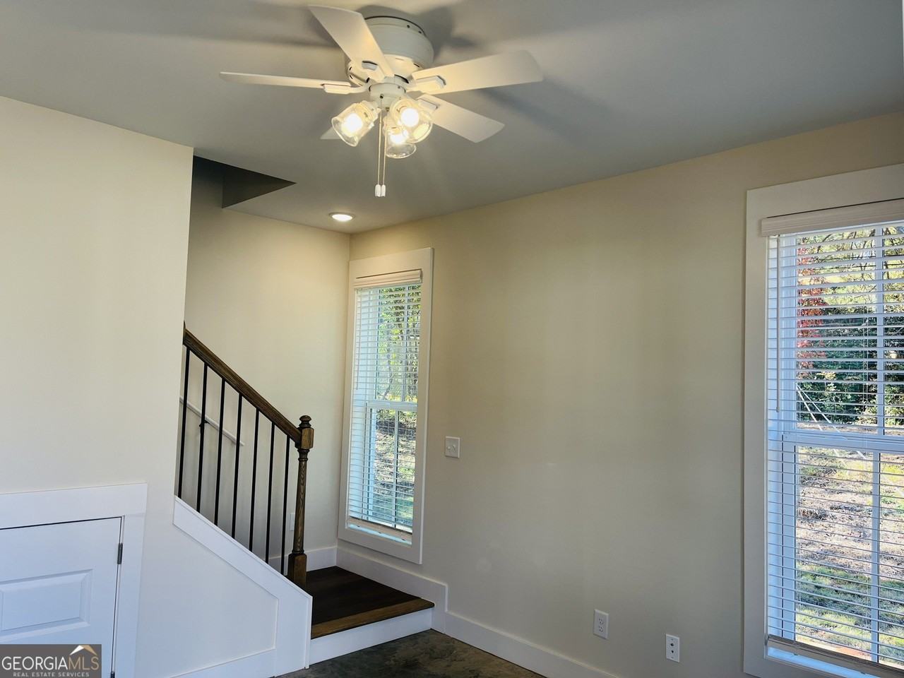 100 Gardenia Ln #100A - Photo 5 of 19