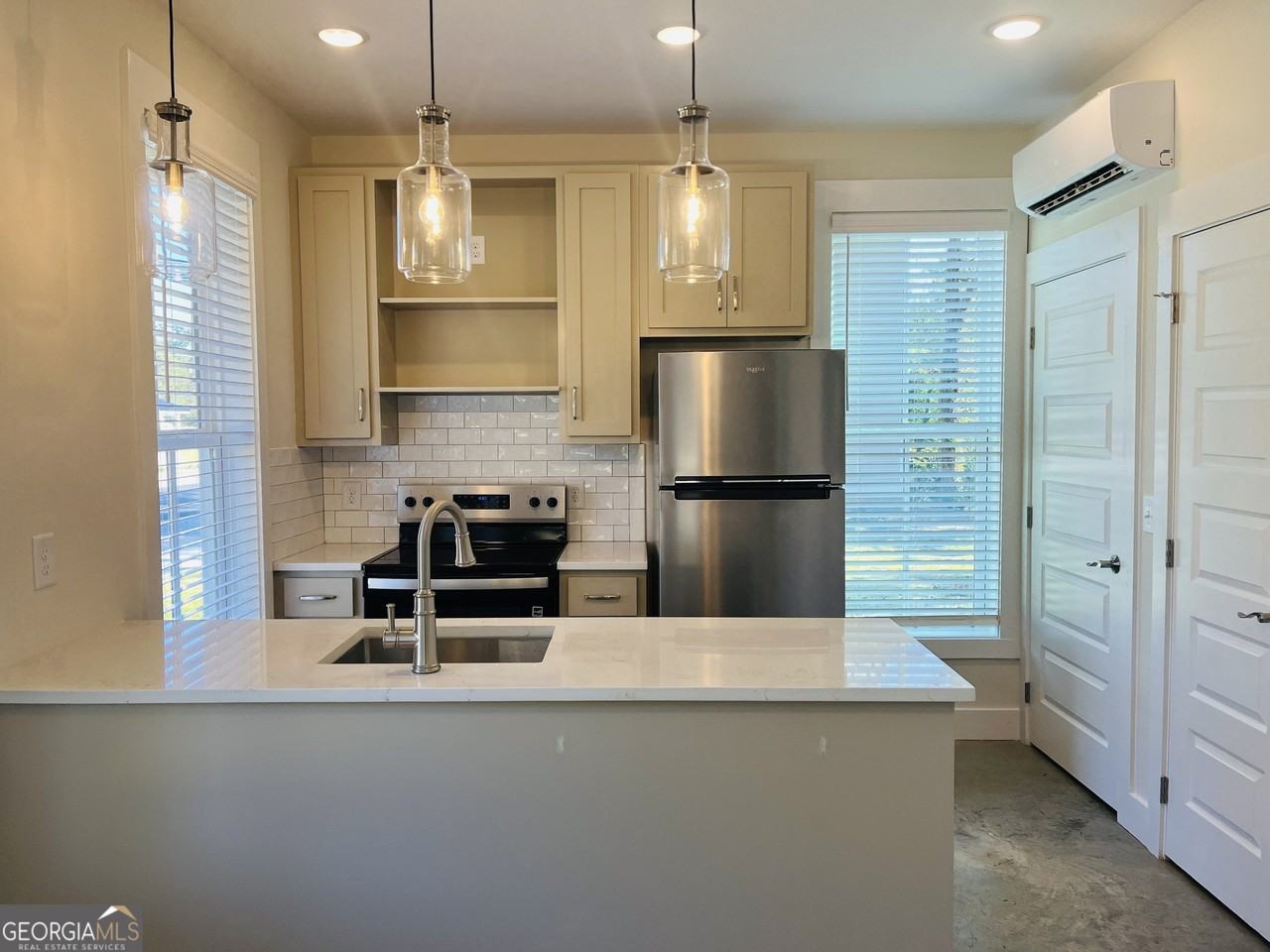 100 Gardenia Ln #100A - Photo 7 of 19