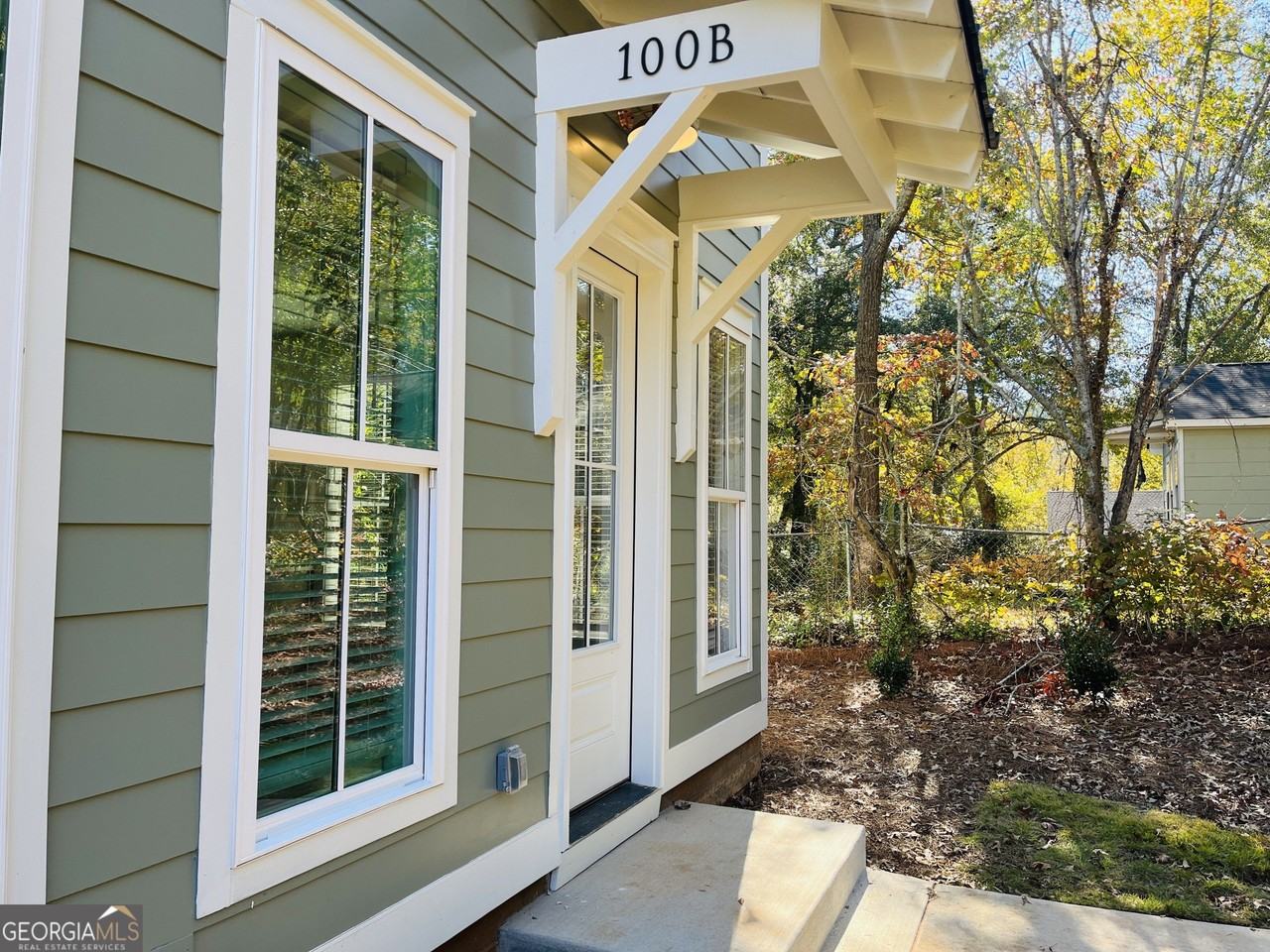 100 Gardenia Ln #100B - Photo 6 of 21