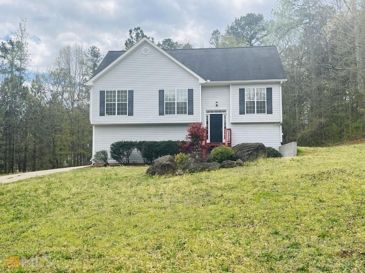 311 Cranford Mill Drive - Photo 2 of 40