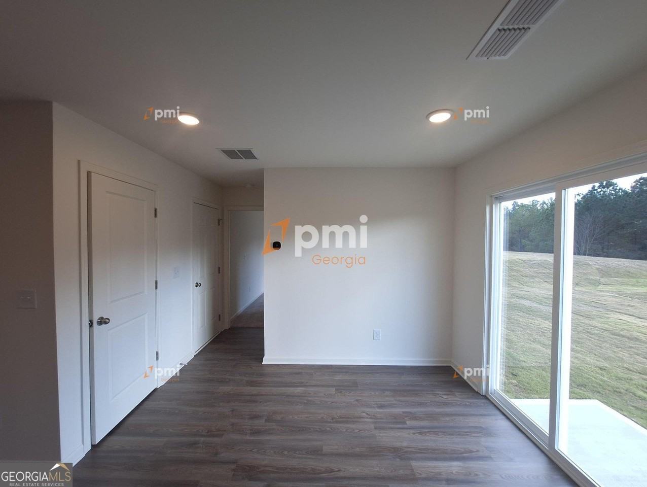 181 Kinsale Dr - Photo 4 of 17