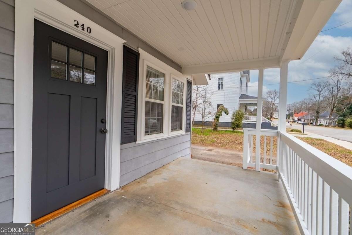 240 Boulevard - Photo 6 of 27