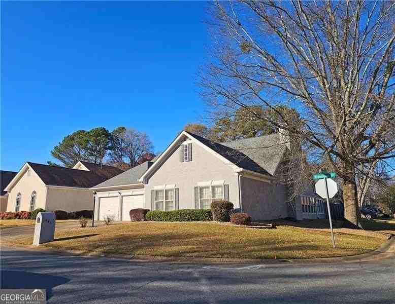 940 Bridgegate Drive Northeast - Photo 2 of 32