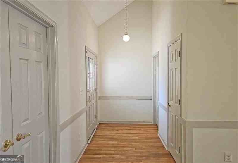 940 Bridgegate Drive Northeast - Photo 4 of 32